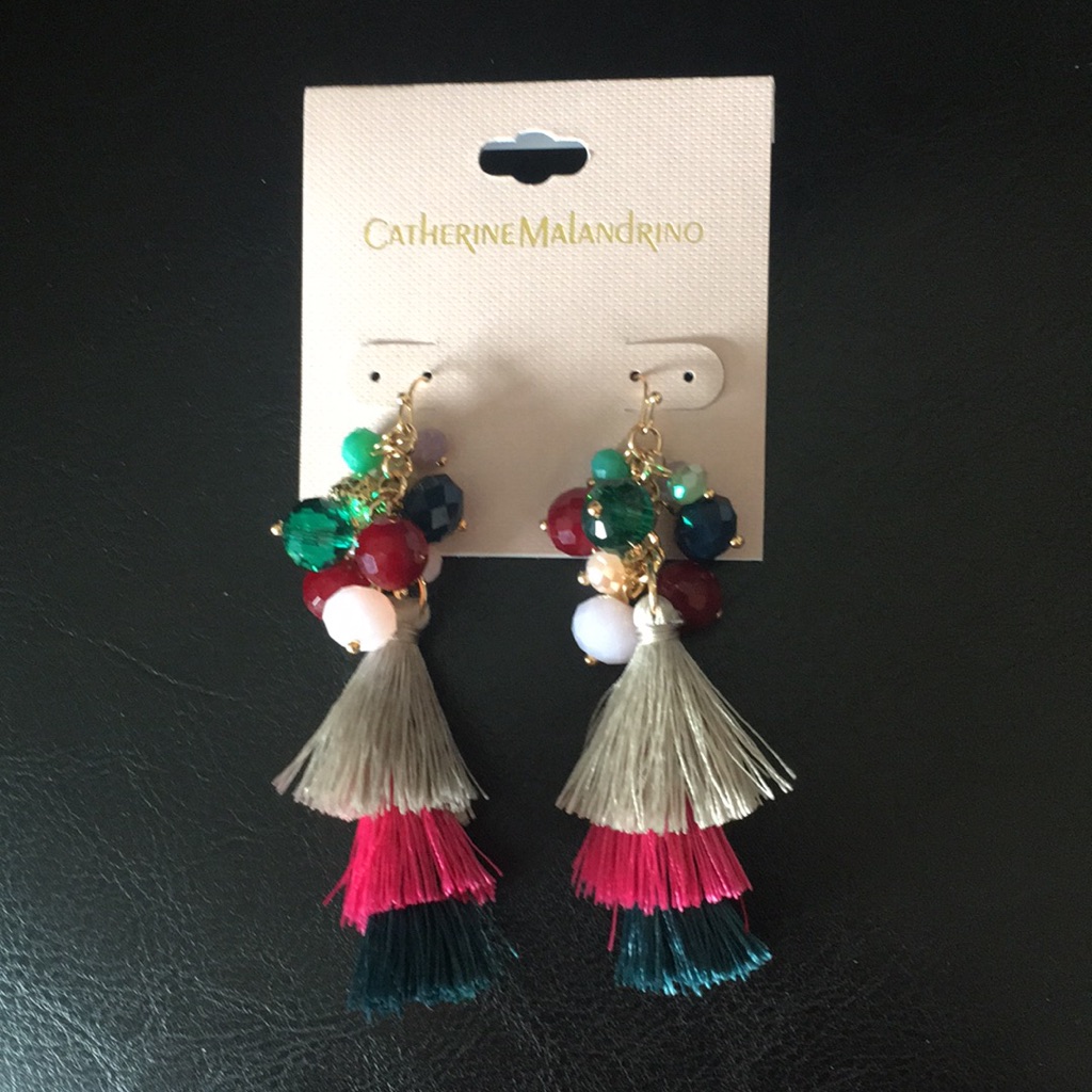 Catherine Malandrino Fun Multi Color Beads & Tasse